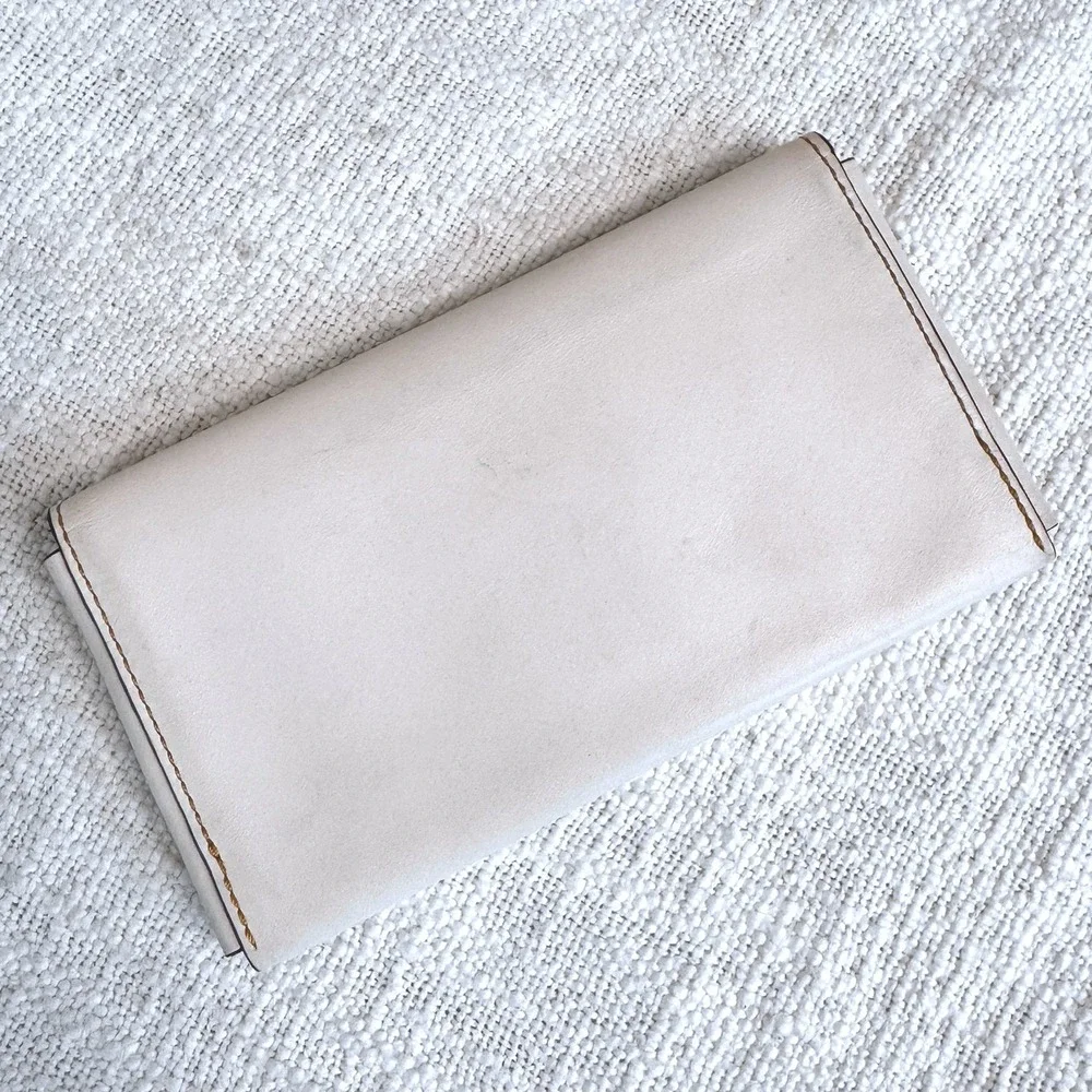 Coach 1941 NASA Space Shuttle Slim Wallet Chalk White Glovetanned Leather 11102 - Picture 2 of 5